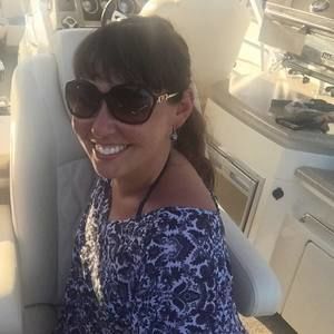 Meet your Posher, Janet